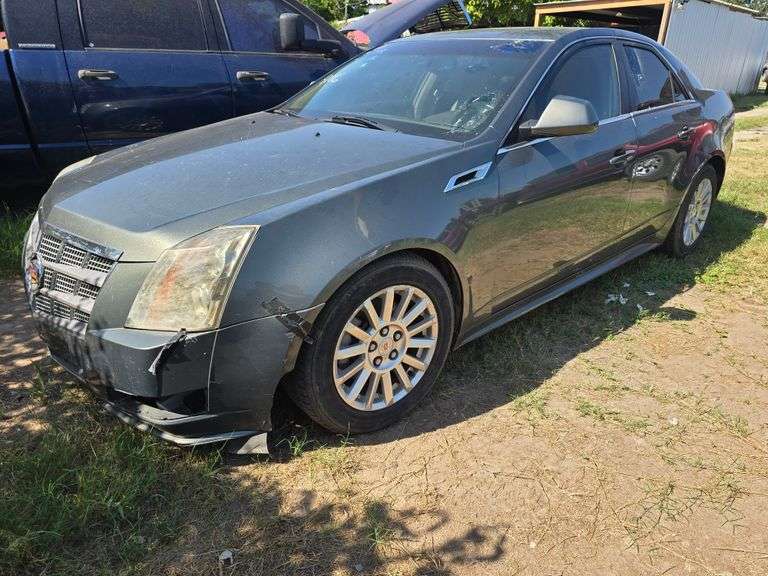 2011 CADILLAC CTS VIN# 1G6DG5EY8B0131255 NO KEY HAS TITLE