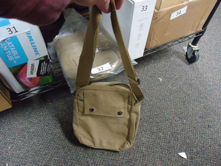 NEW! SHOULDER BAG
