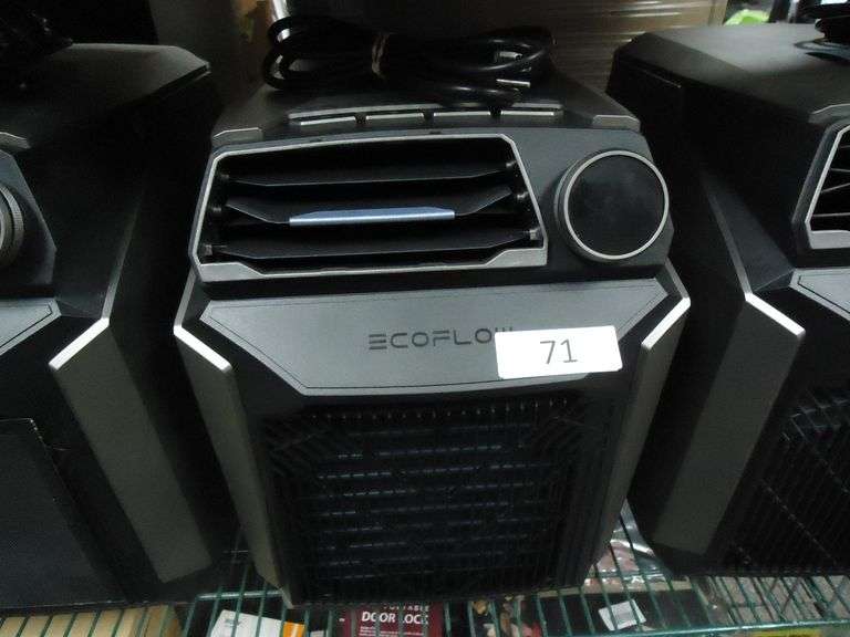 ECOFLOW WAVE PORTABLE AIR CONDITIONER ONLY. PARTS OR REPAIR. DOESN’T POWER UP