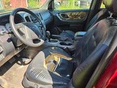 2006 FORD ESCAPE VIN# 1FMYU4116KA37805 HAS KEY HAS TITLE RUNS AN DRIVES HAS COLD AC AT TIME OF PICTURES