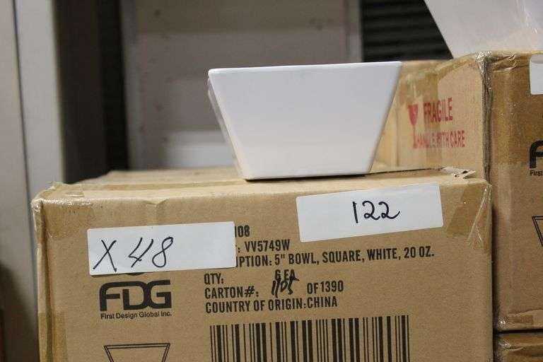 FDG 5" SQUARE WHITE BOWL 20OZ VV5749W
