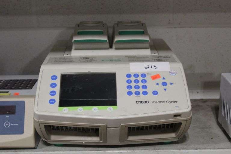 BIO-RAD C1000 THERMAL CYCLER