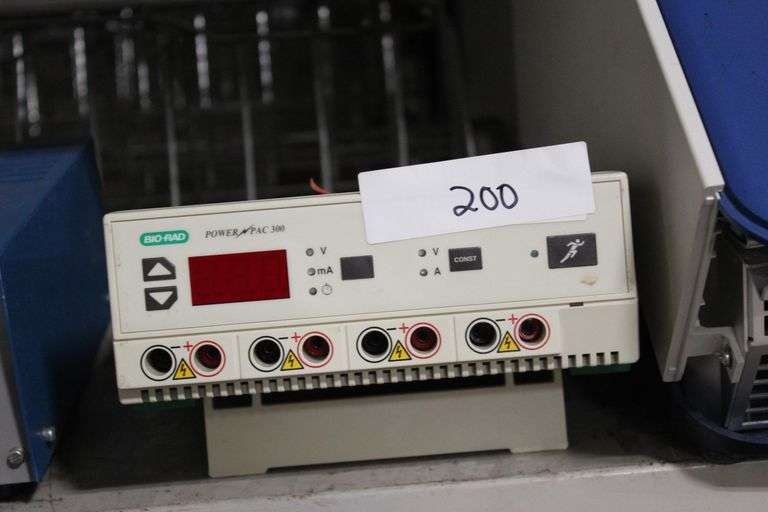 BIO-RAD POWER PAC 300 DIGITAL POWER CONTROLLER MODEL 1655050