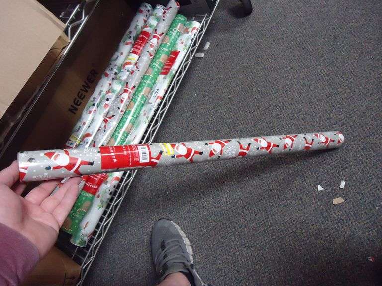 NEW! CHRISTMAS WRAPPING PAPER