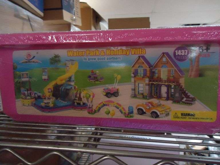 NEW! WATER PARK AND HOLIDAY VILLA LEGO-LIKE BLOCK SET