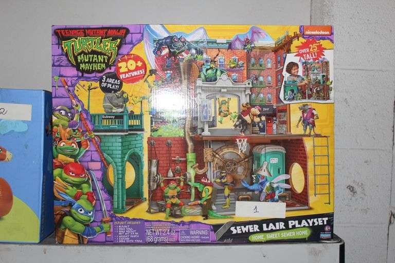NICKELODEON TEENAGE MUTANT NINJA TURTLES SEWER LAIR PLAYSET OVER 25" TALL