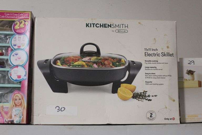 KITCHEN SMITH BY BELLA 11x11" ELECTRIC SKILLET