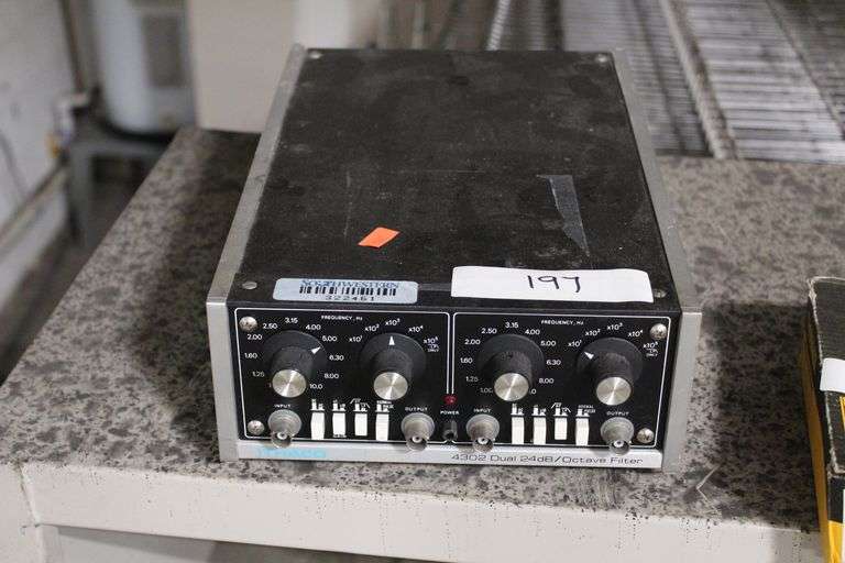 ITHACO 4302 DUAL 24dB OCTAVE FILTER