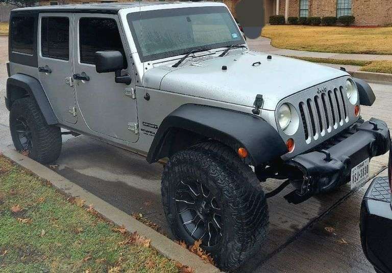 2011 JEEP WRANGLER RHD HAS KEY HAS TITLE RUNS&DRIVES