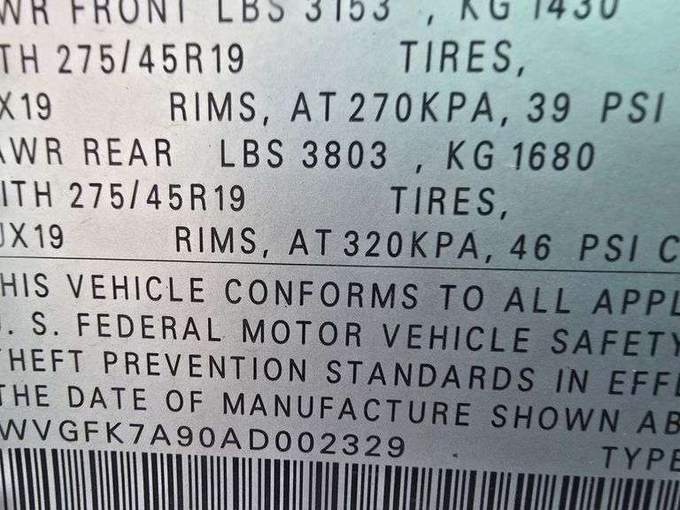 2010 VW TOUAREG DIESEL HAS KEY HAS TITLE RUNS&DRIVES (TRADE IN)