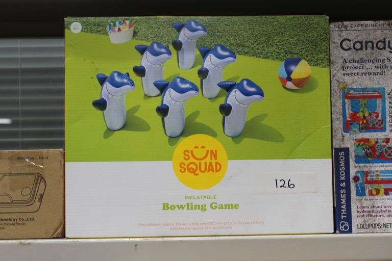 SUN SQUAD INFLATABLE BOWLING GAME