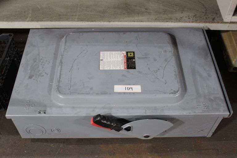 SQUARE D HEAVY DUTY SAFETY SWITCH 200A 600 VAC/VDC