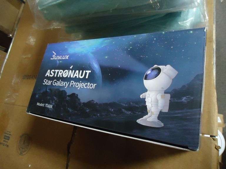 NEW! ASTRONAUT STAR GALAXY WALL PROJECTOR