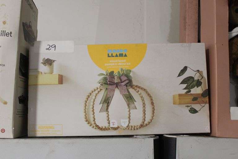 MONDO LLAMA WOOD BEAD PUMPKIN DÉCOR KIT