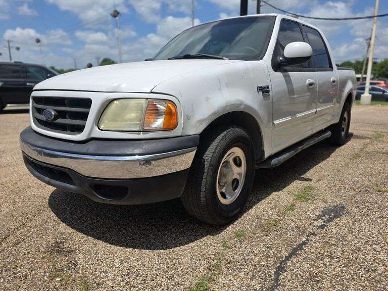 2001 FORD F150 HAS KEY HAS TITLE RUNS&DRIVES (REPOSSESSION)