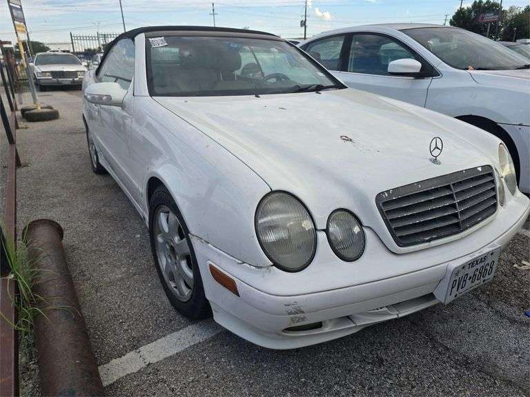 2003 MERCEDES CLK320 HAS KEY HAS TITLE RUNS&DRIVES (REPOSSESSION)