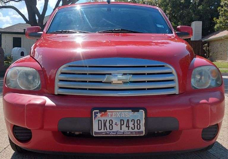 2010 CHEVY HHR HAS KEY HAS TITLE RUNS&DRIVES