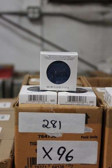 TIGI COSMETICS 764136 HIGH DENSITY SINGLE EYESHADOW SKINNY JEANS COLOR .13OZ