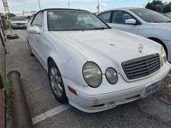 2003 MERCEDES CLK320 HAS KEY HAS TITLE RUNS&DRIVES (REPOSSESSION)