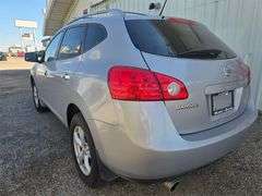 2010 NISSAN ROGUE HAS KEY HAS TITLE RUNS&DRIVES (REPOSSESSION)