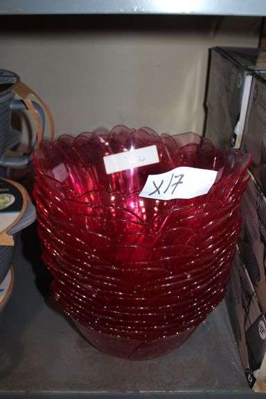 Brand new Mainstays Floral Bowl, Dishwasher safe, floral design, pink color