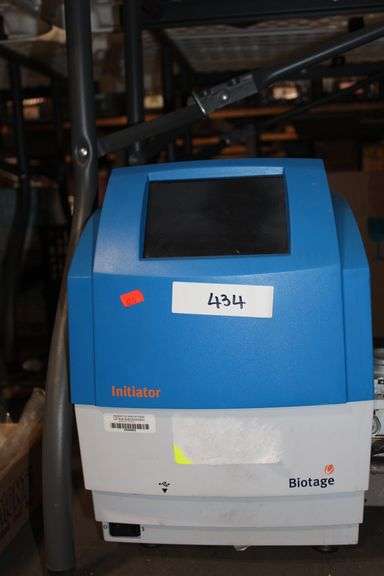 Biotage Initiator Microwave Synthesizer