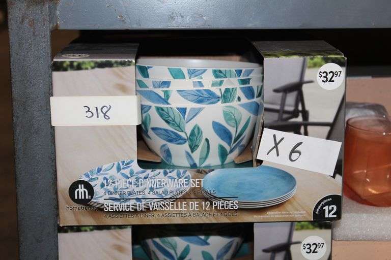 Brand new HomeTrends 12-piece dinnerware set with 4 dinner plates, 4 salad plates and 4 bowls, retails at $33 each