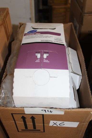 Brand new Diversey Carefree Max Low Odor Floor Finish, 2.5L Containers