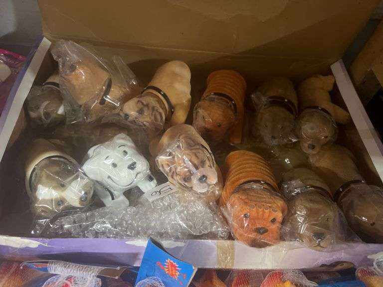 BOBBLE HEAD DOG FIGURES