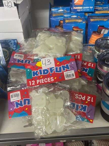 KID FUN 12PCS GLOW IN THE DARK WHISTLE PACK