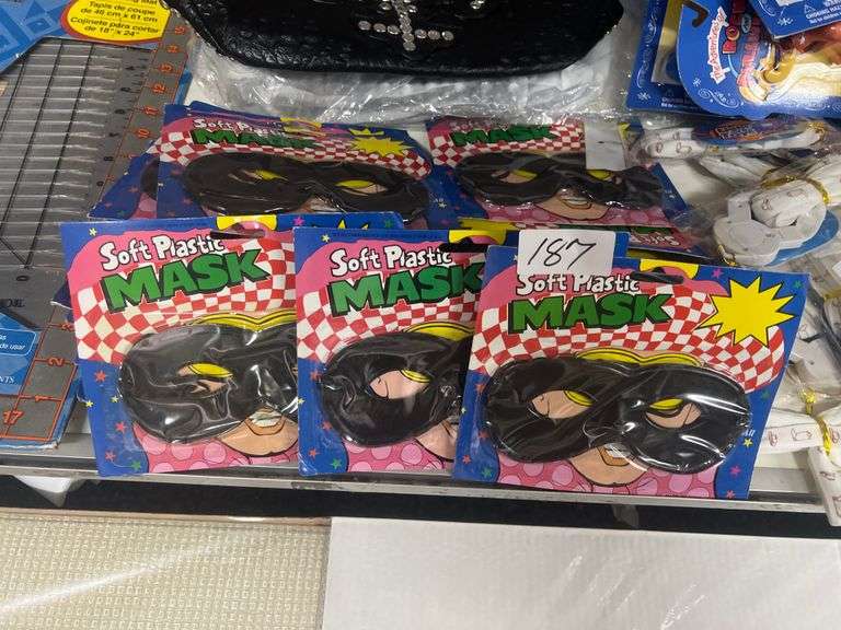 SOFT PLASTIC TOY MASK