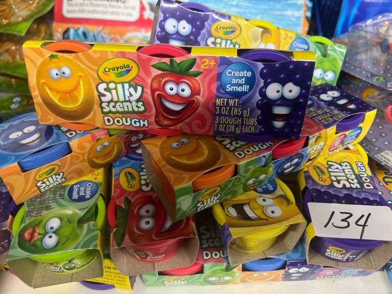CRAYOLA SILLY SCENTS DOUGH WITH 3- 1 OZ TUBES