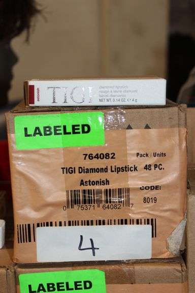 Tigi Cosmetics 764082 Diamond Lipstick In Astonish Color 0.14Oz