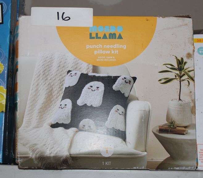 Brand new Mondo Llama Punch Needing Pillow Kit Hoop, Tarn, & more included