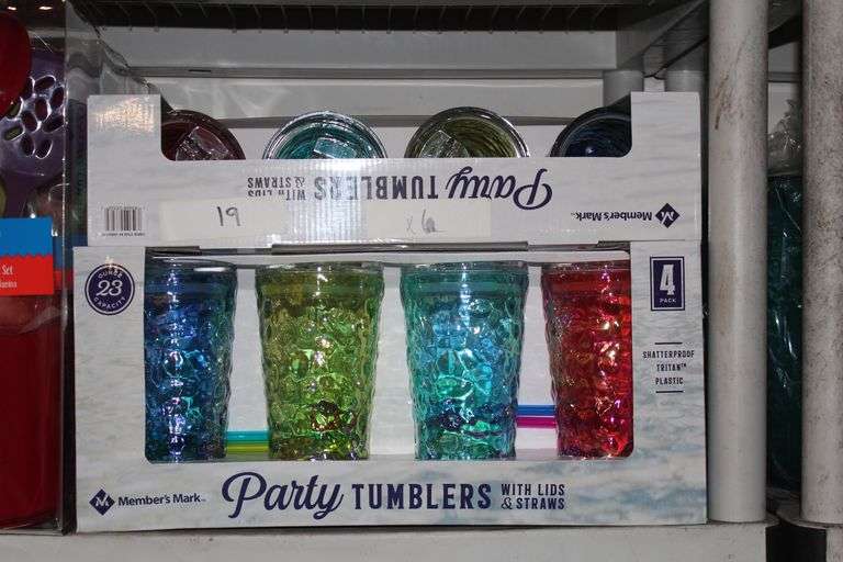 Brand new Members Mark Party Tumblers with Lids & Straws, 4 pack, Shatterproof Tritan Plastic, retails at $35 each