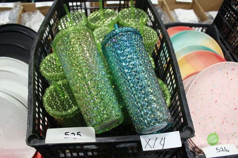 Brand new Mainstays 26 oz tumbler dishwasher safe BPA free cups/ tumblers, glossy material in blue and teal colors