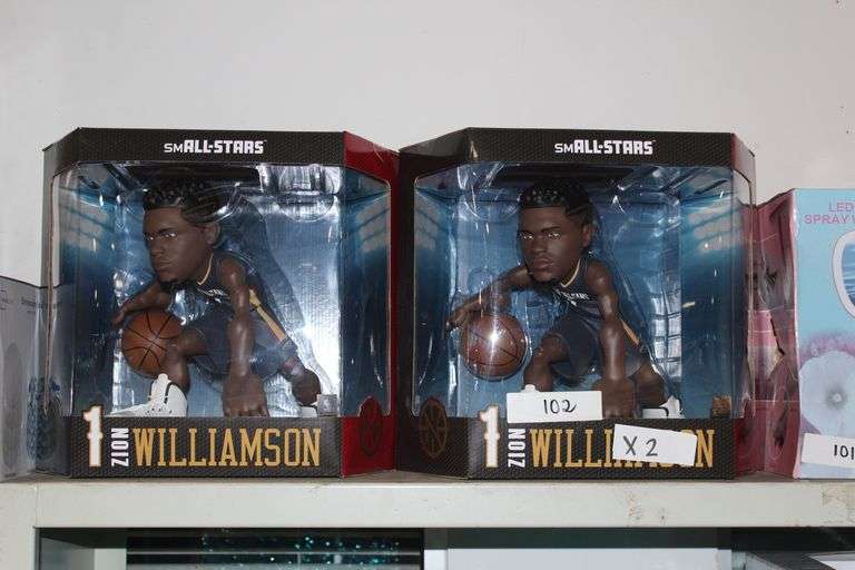 Brand new smALL-STARS #1 Zion Williamson 12 in figurine