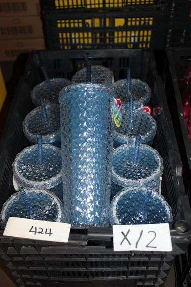 Brand new Mainstays 26 oz Sipper Tumbler in assorted glossy designs, blue color