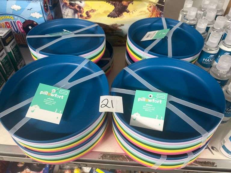 PILLOWFORT 6 COUNT PLATES, BPA FREE, MULTI-COLOR MICROWAVE SAFE APROX DIA 7"