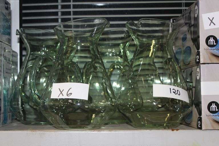 Brand new HomeTrends Plastic Pitcher