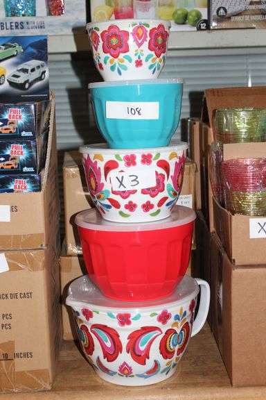 Brand new 10-piece Melamine Mixing Bowl Set (in various colors), lot sold per SET
