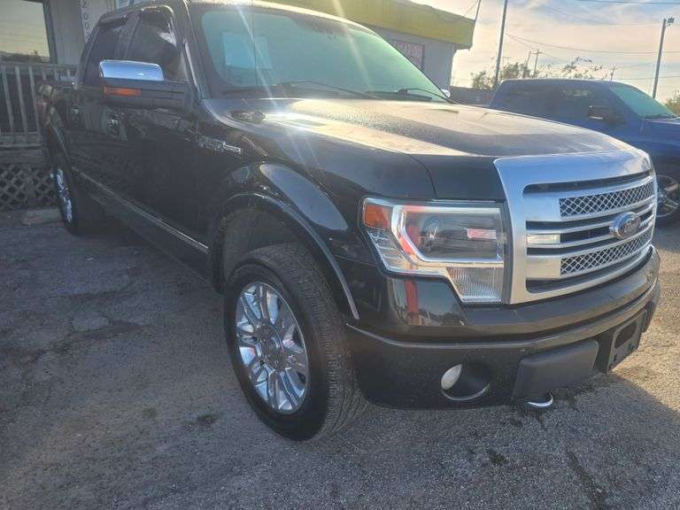 2013 FORD F150 PLATNUIM 6.2 HAS KEY HAS TITLE RUNS&DRIVES