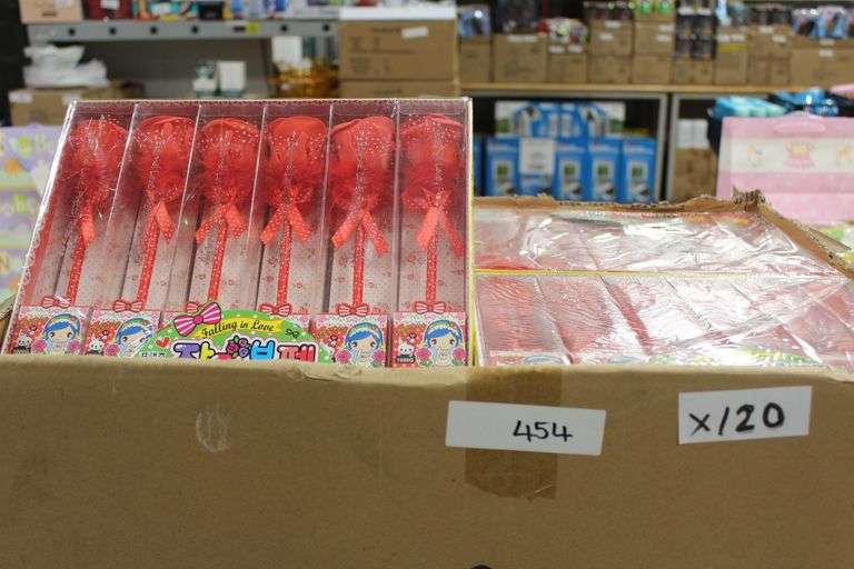 Brand new Proline Professional Windshield Wipers in assorted sizes such as 18, 19, 21, 22, 24, 26