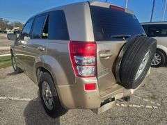 2008 SUZUKI GRAND VITRA HAS KEY HAS TITLE RUNS&DRIVES