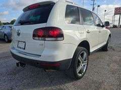 2010 VW TOUAREG HAS KEY HAS TITLE RUNS&DRIVES