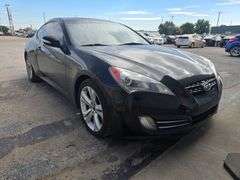 2010 HYUNDIA GENSIS HAS KEY HAS TITLE RUNS&DRIVES