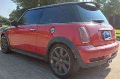 2003 MINI COOPER HAS KEY HAS TITLE RUNS&DRIVES