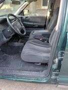 2001 DODGE DAKOTA HAS KEY HAS TITLE RUNS&DRIVES