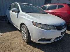 2013 KIA FORTE NO KEY HAS TITLE