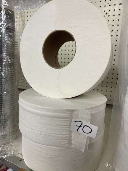 COMMERCIAL TOILET PAPER ROLL